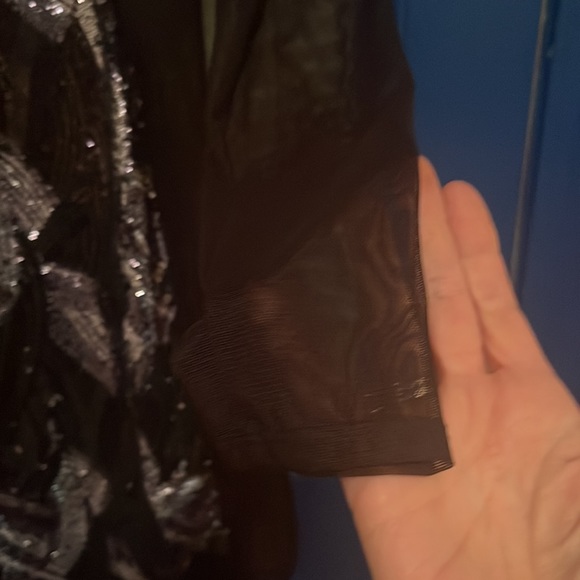 Black sheer and sequin cocktail dress size 6 - Picture 3 of 4